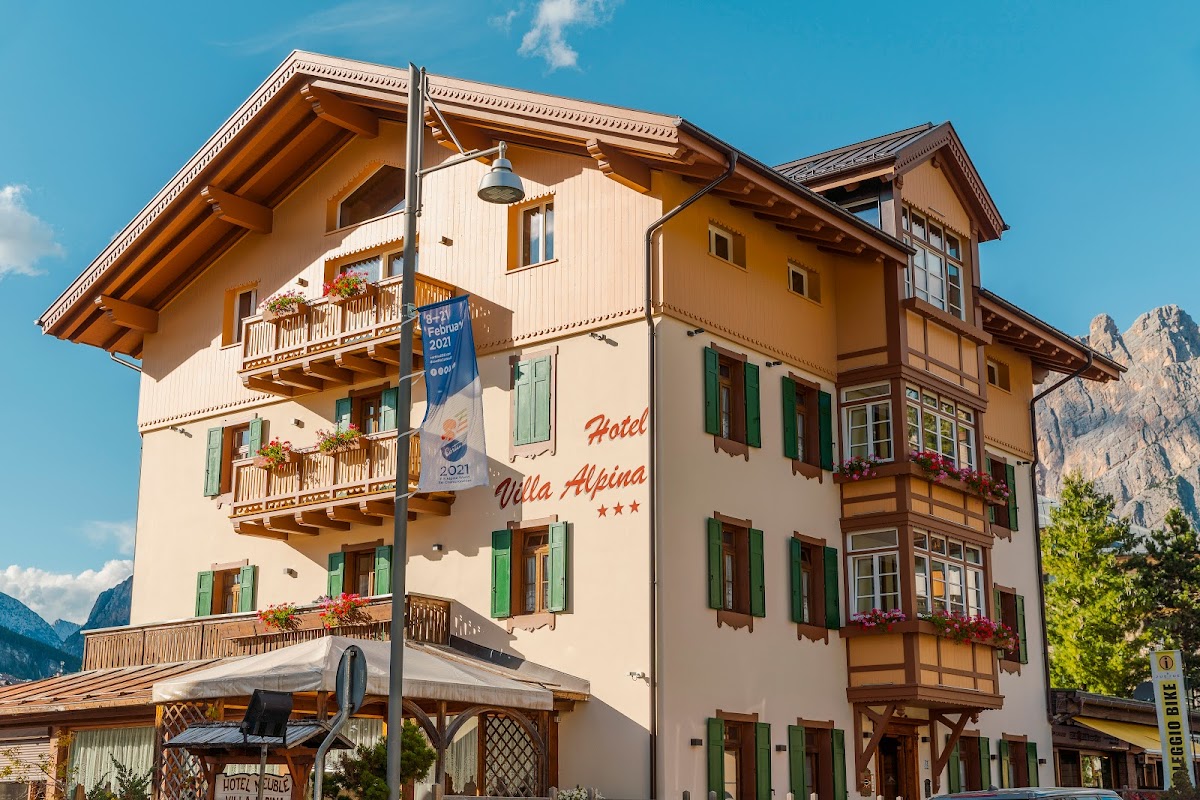 Hotel Villa Alpina — Alloggio a Cortina d Ampezzo, Belluno