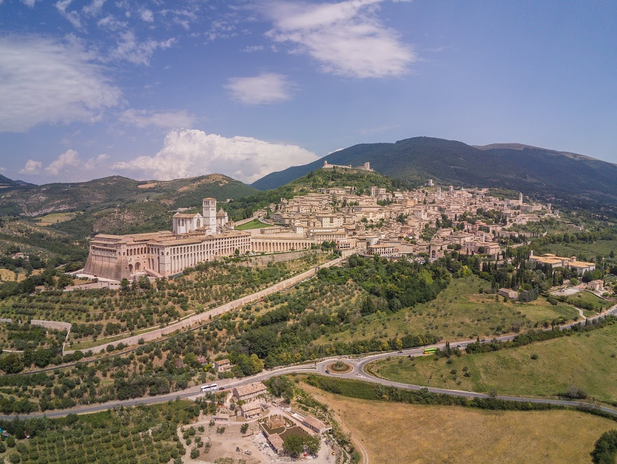 Hotel Ristorante Da Angelo — Alloggio a Assisi, Perugia