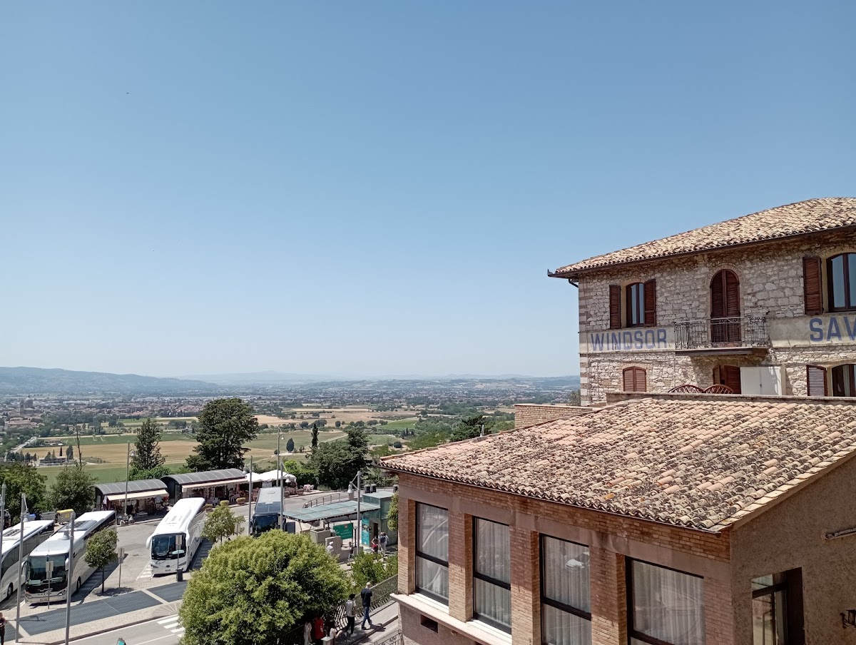 Hotel Il Castello — Alloggio a Assisi, Perugia