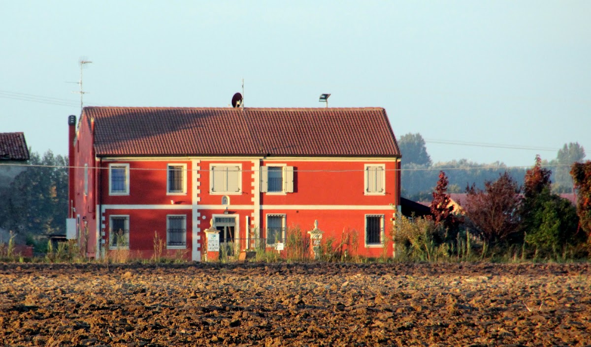 Azienda Agricola Agriturismo Porcalora — Alloggio a Mantova, Mantova