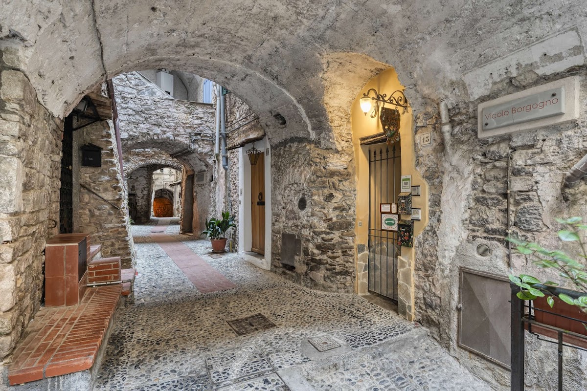 B&B Il libro verde — Alloggio a Dolceacqua, Imperia
