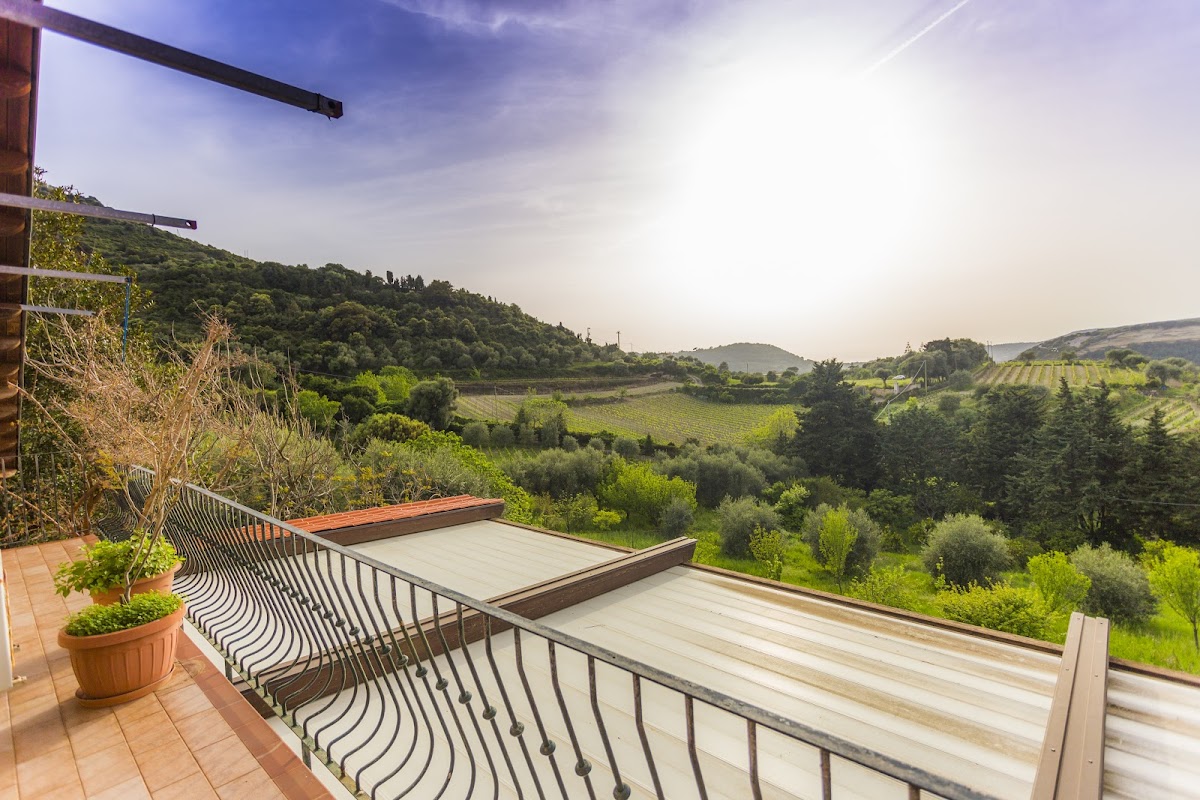 La Tinaia Country House Bed & Board — Alloggio a Bosa, Oristano