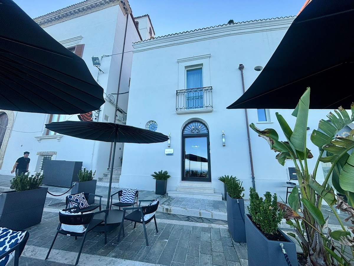 Bluonly Boutique B&B