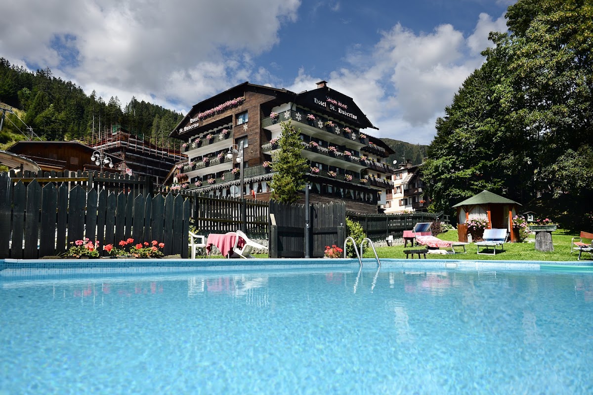 Hotel Garni St. Hubertus — Alloggio a Madonna di Campiglio, Trento