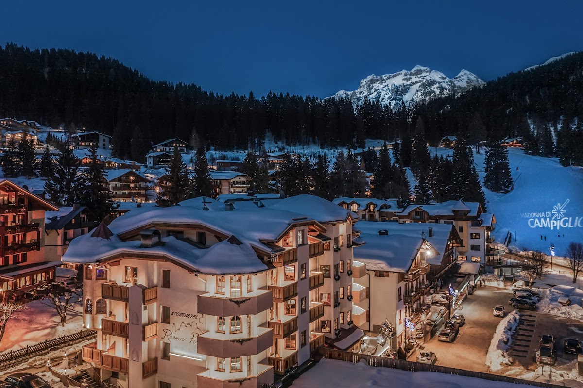 Sporthotel Romantic Plaza — Alloggio a Madonna di Campiglio, Trento