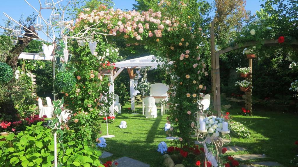 B&B, Hotel La Vià di Bertone Piergiorgio — Alloggio a Saluzzo, Cuneo