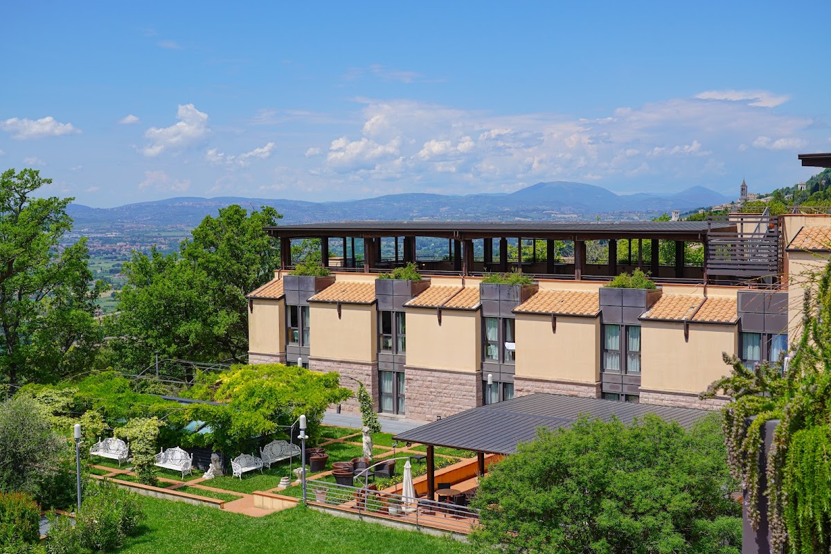 BV Grand Hotel Assisi — Alloggio a Assisi, Perugia