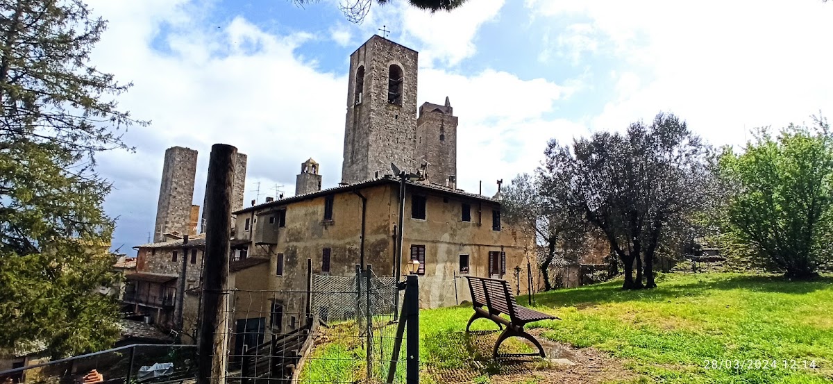 B&B San Gimignano Diffuso — Alloggio a San Gimignano, Siena