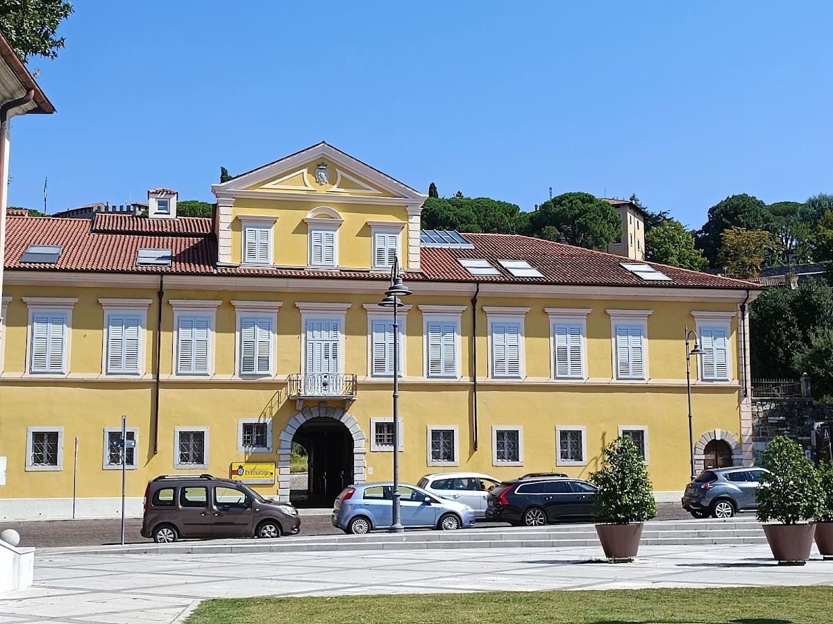 Grand Hotel Entourage — Alloggio a Gorizia, Gorizia