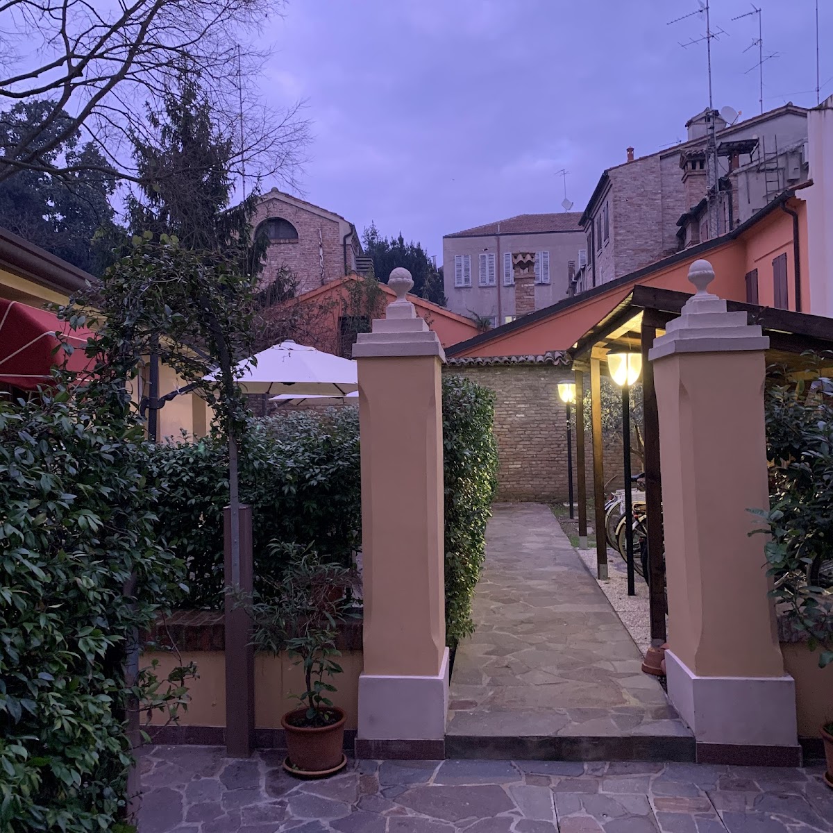 Studio 27 — Alloggio a Ferrara, Ferrara