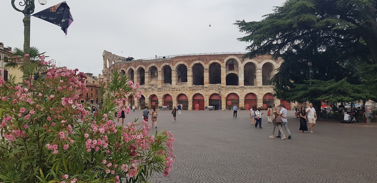 Bed & Bra — Alloggio a Verona, Verona