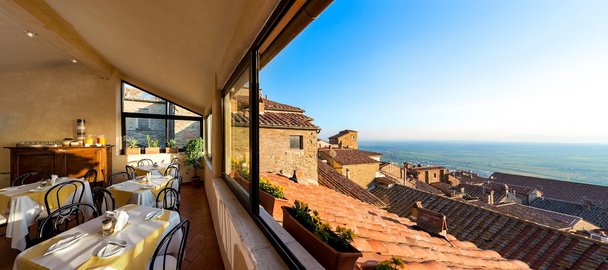 Hotel Italia Cortona — Alloggio a Cortona, Arezzo