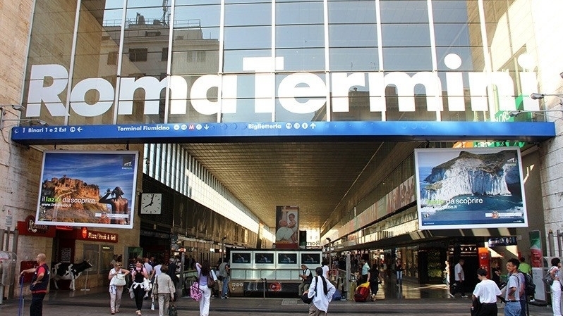 Domus Aurora Bed&Breakfast Termini — Alloggio a Roma, Roma