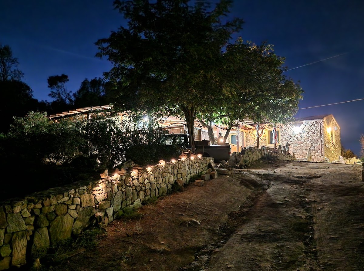 Agriturismo L' Olivastro - Fattoria Didattica — Alloggio a Olbia, Sassari