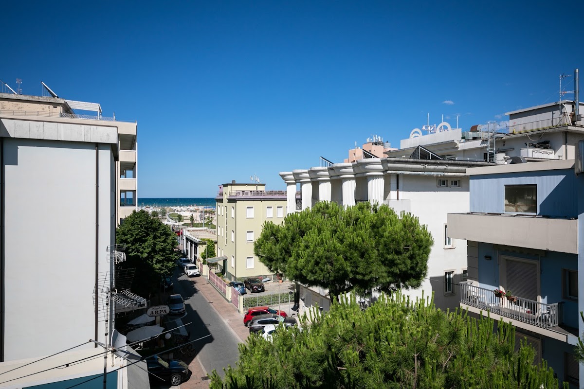 Hotel Sorriso — Alloggio a Rimini, Rimini