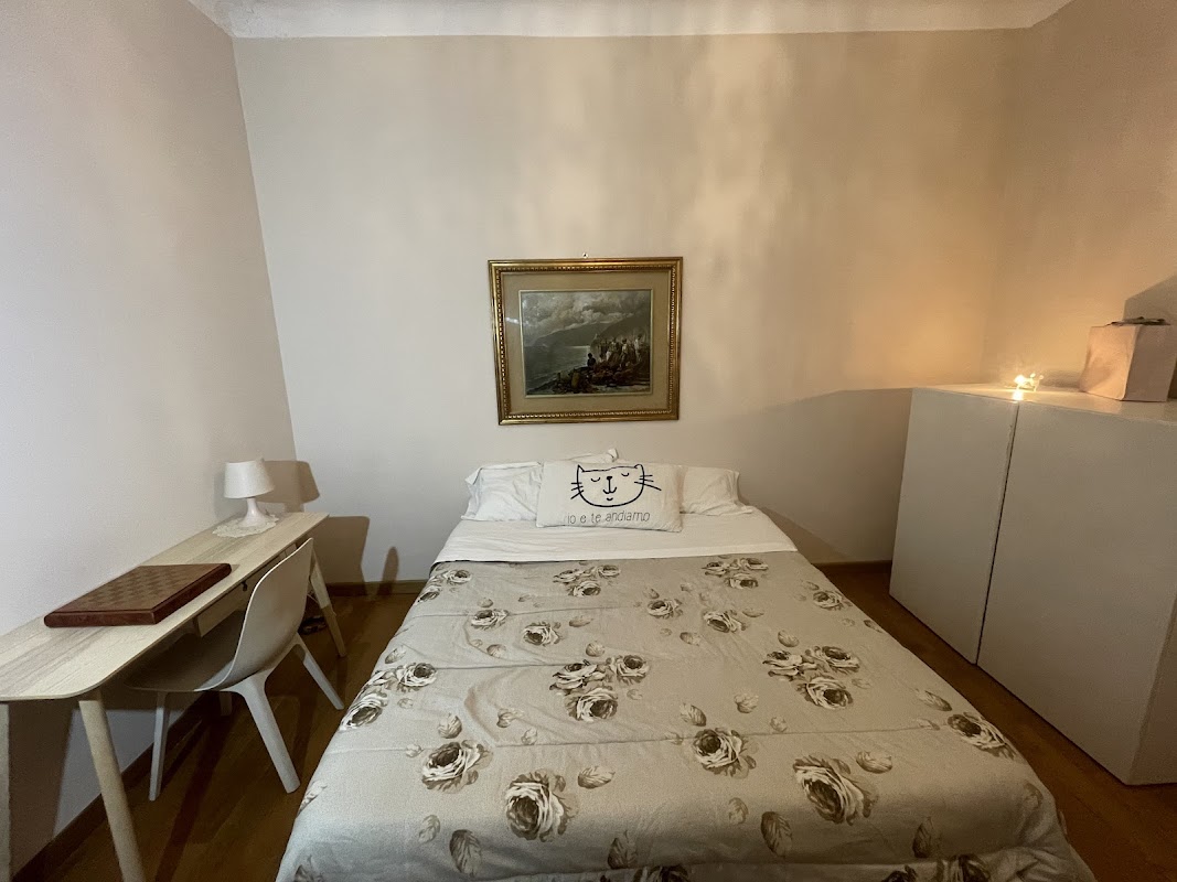 Paradise Suites - Brignole Station - Best Price Rooms - ALWAYS OPEN — Alloggio a Genova, Genova