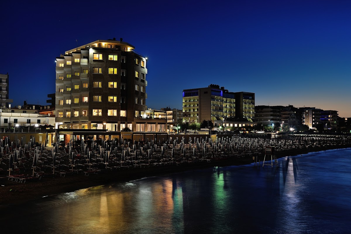 UnaHotels Imperial Sport Hotel Pesaro — Alloggio a Pesaro, Pesaro e Urbino