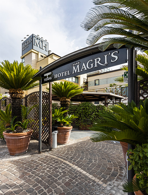 Hotel Magri's — Punto di interesse a Napoli, Napoli