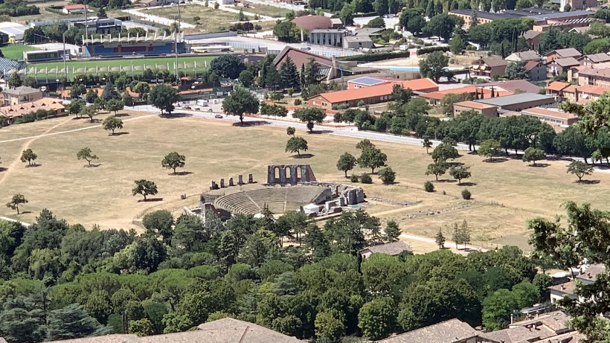 Agriturismo Tognoloni — Alloggio a Gubbio, Perugia