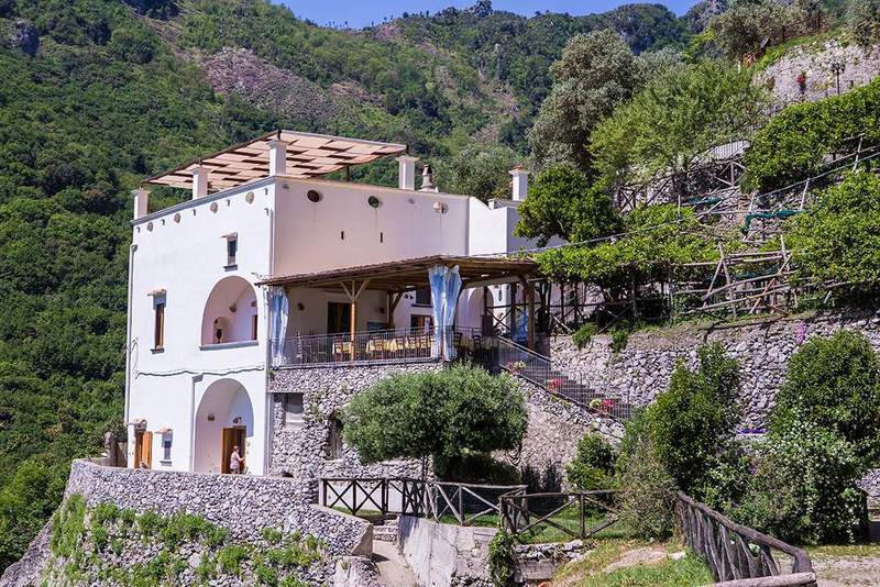 Il Cavaliere dei Conti Agriturismo — Alloggio a Salerno, Salerno
