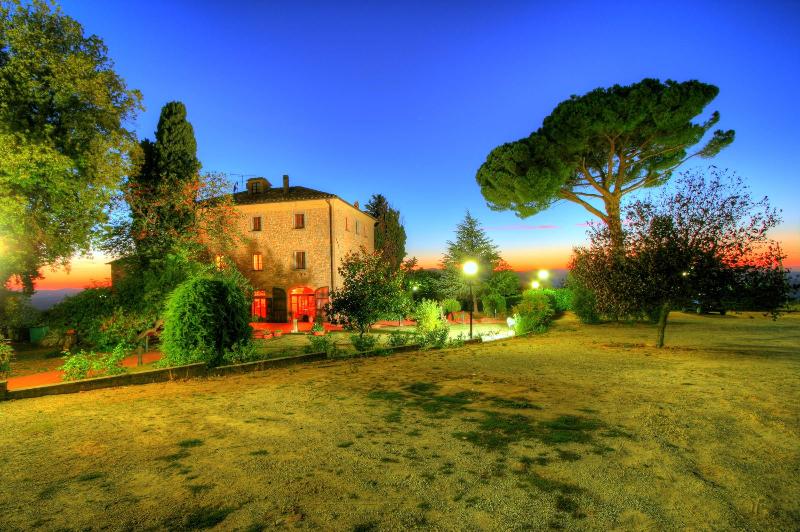 Albergo Hotel Villa Rioddi — Alloggio a Volterra, Pisa