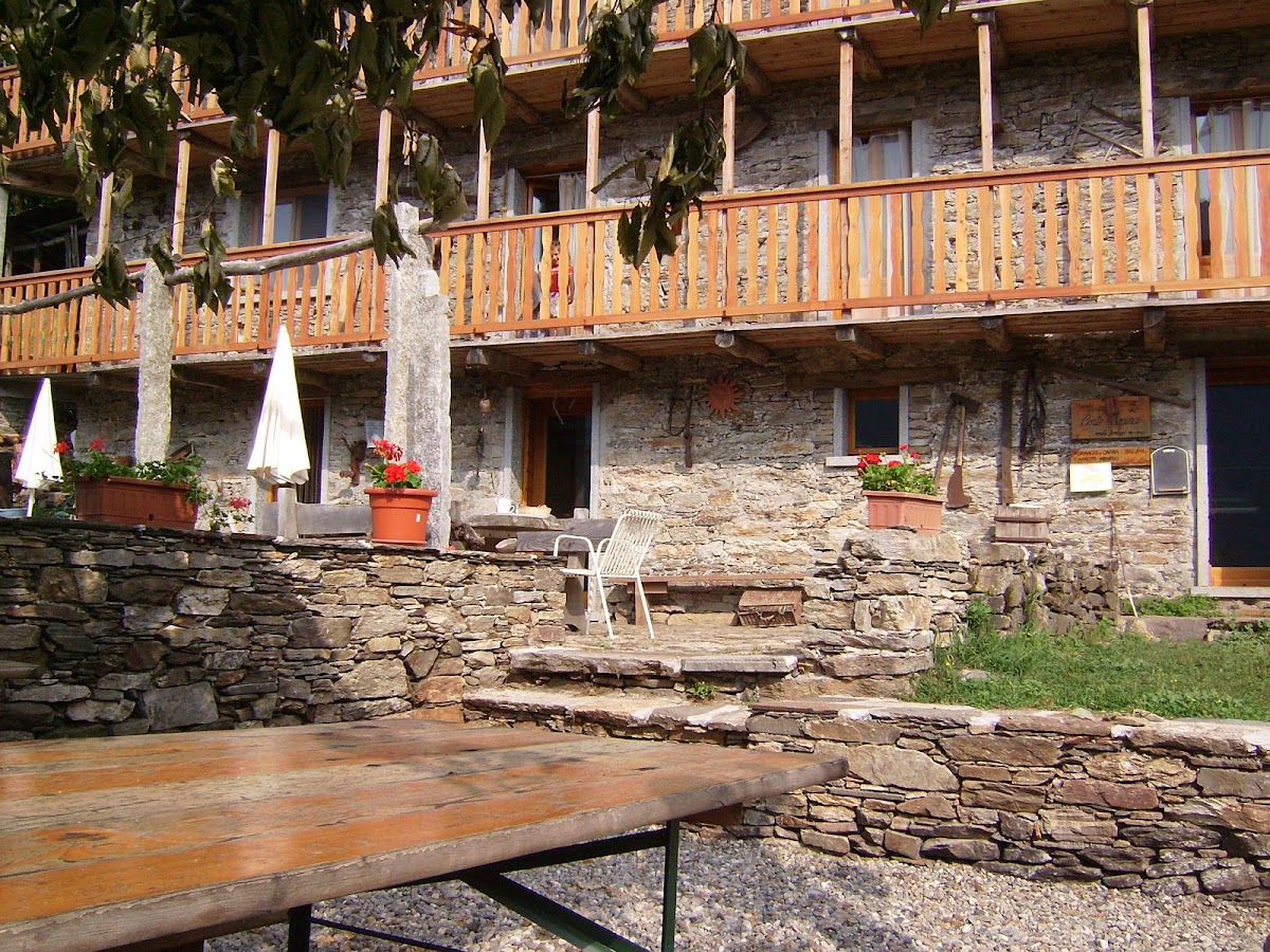 Azienda Agricola Corte Merina — Alloggio a Varallo, Vercelli