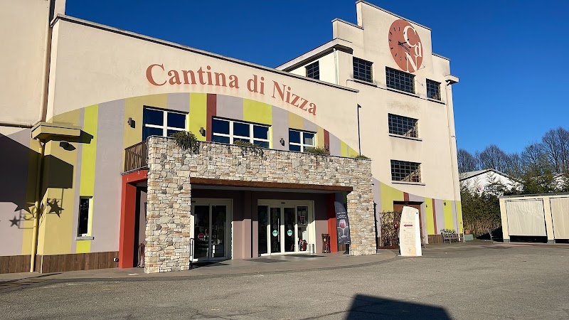 Cantina di Nizza — Alloggio a Nizza Monferrato, Asti