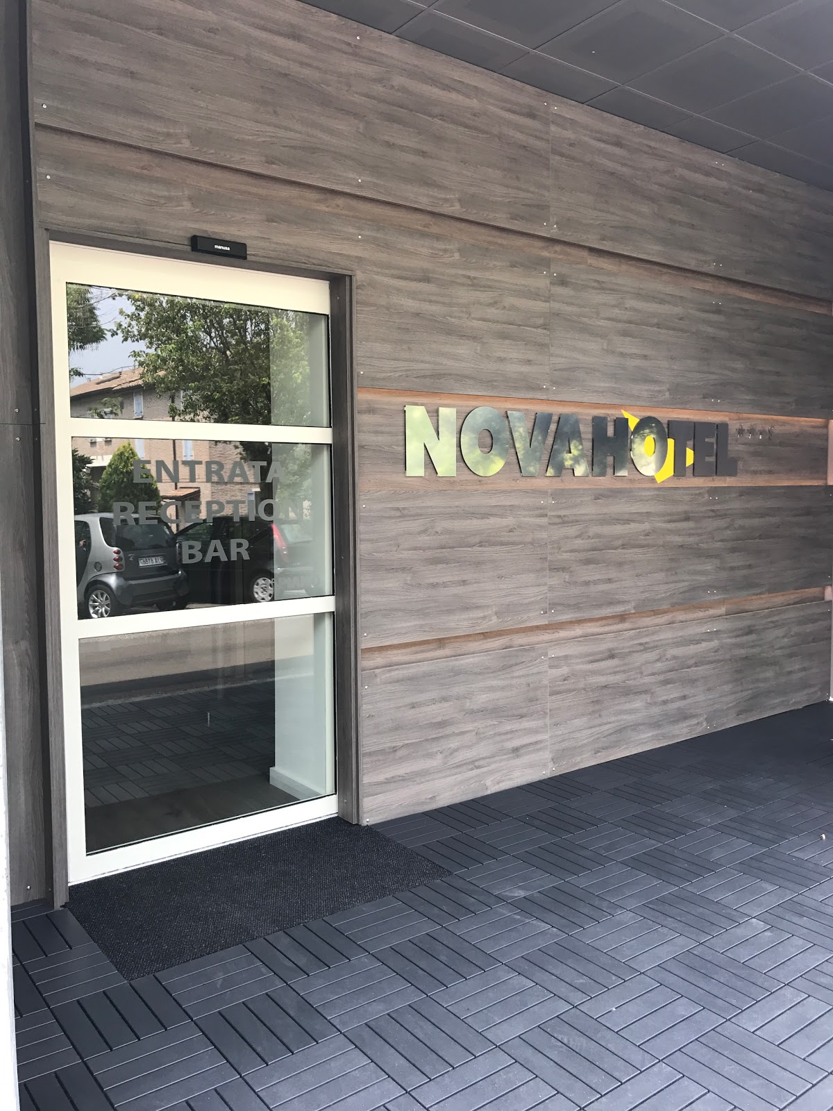 CONFIDENCE HOTEL NOVA — Alloggio a Reggio Emilia, Reggio Emilia