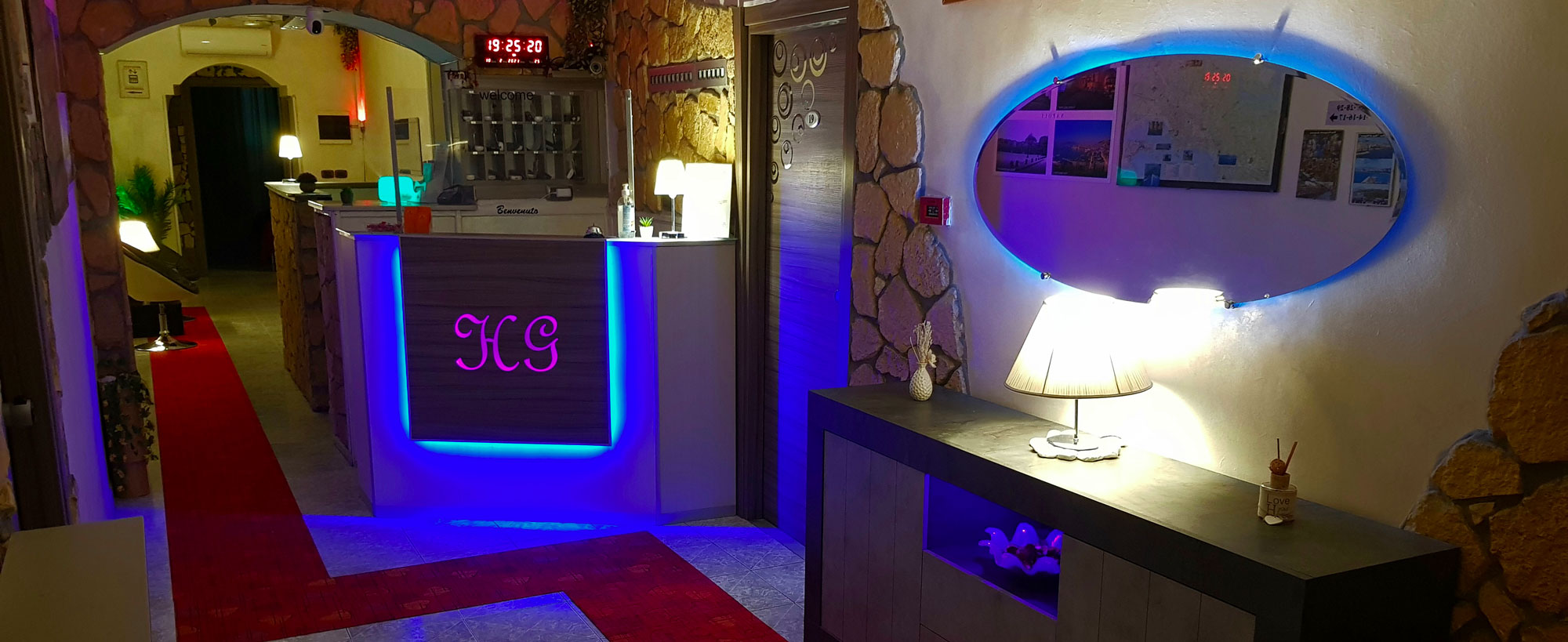 Hotel Ginevra — Alloggio a Napoli, Napoli