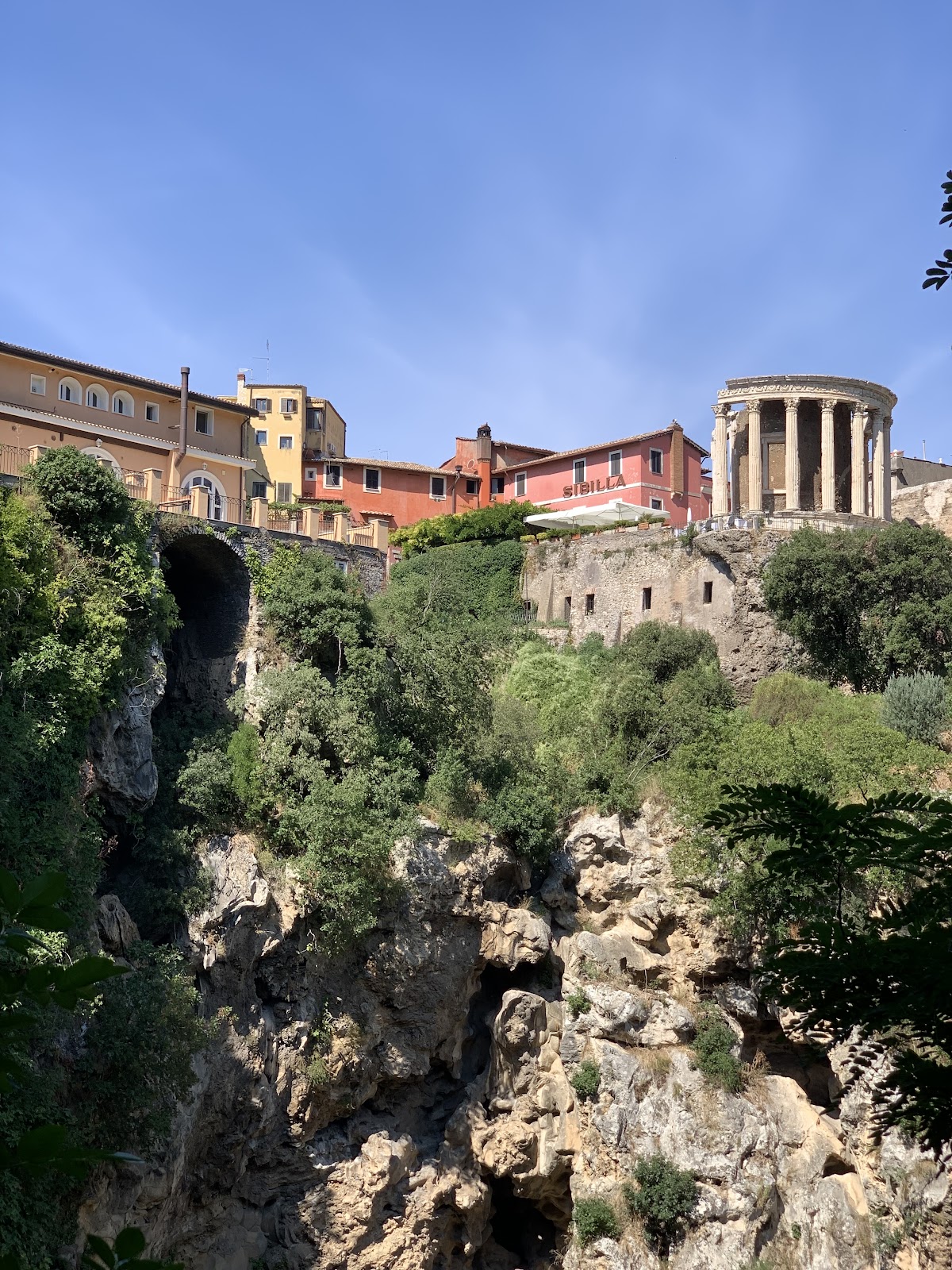 Albergo Sirene — Alloggio a Tivoli, Roma