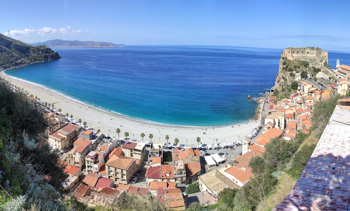 Abacus Bed & Breakfast — Alloggio a Reggio Calabria, Reggio Calabria