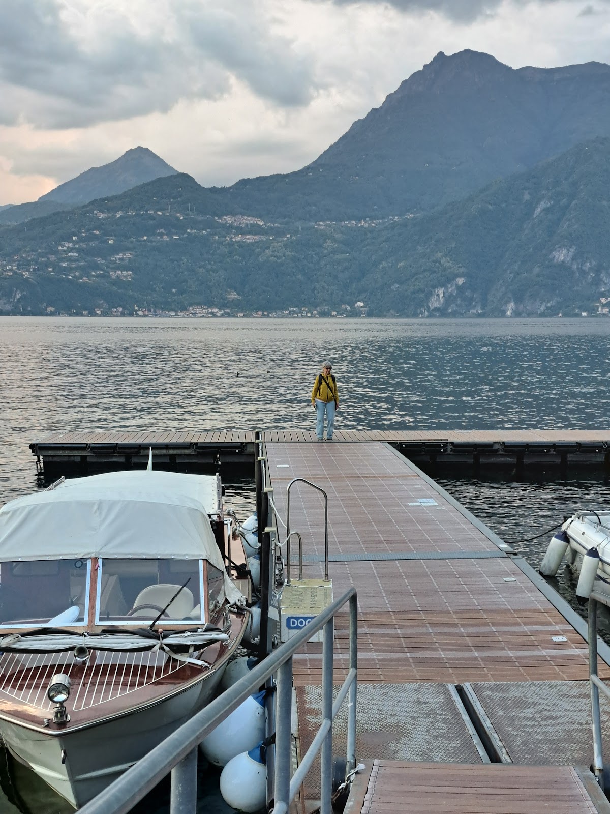 B&B La Contrada del Prato — Alloggio a Varenna, Lecco