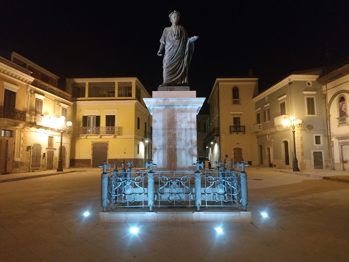 Bed and Breakfast In Piazza Orazio — Alloggio a Venosa, Potenza