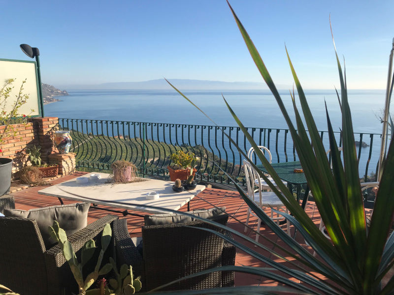 La Terrazza sul Mare — Alloggio a Taormina, Messina