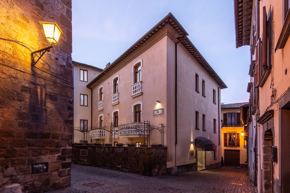 Hotel Duomo Etruria Collection — Alloggio a Orvieto, Terni