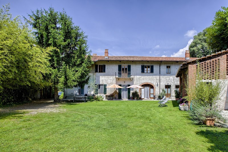Bed and breakfast Cascina Moncrava — Alloggio a Ivrea, Torino