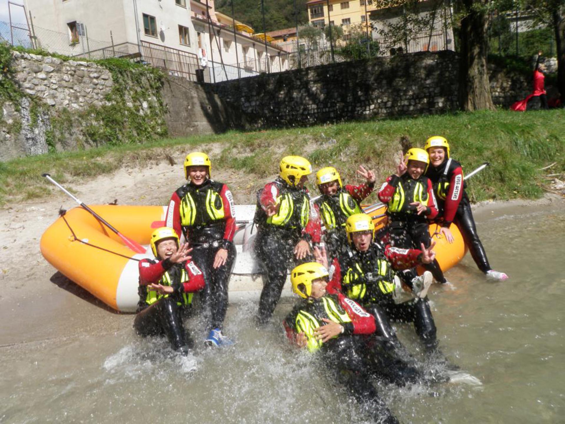 Free Waters Rafting - Kayak & Outdoor