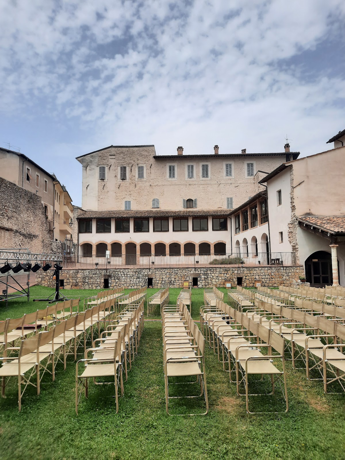Complesso monumentale di San Nicolò — Punto di interesse a Spoleto, Perugia