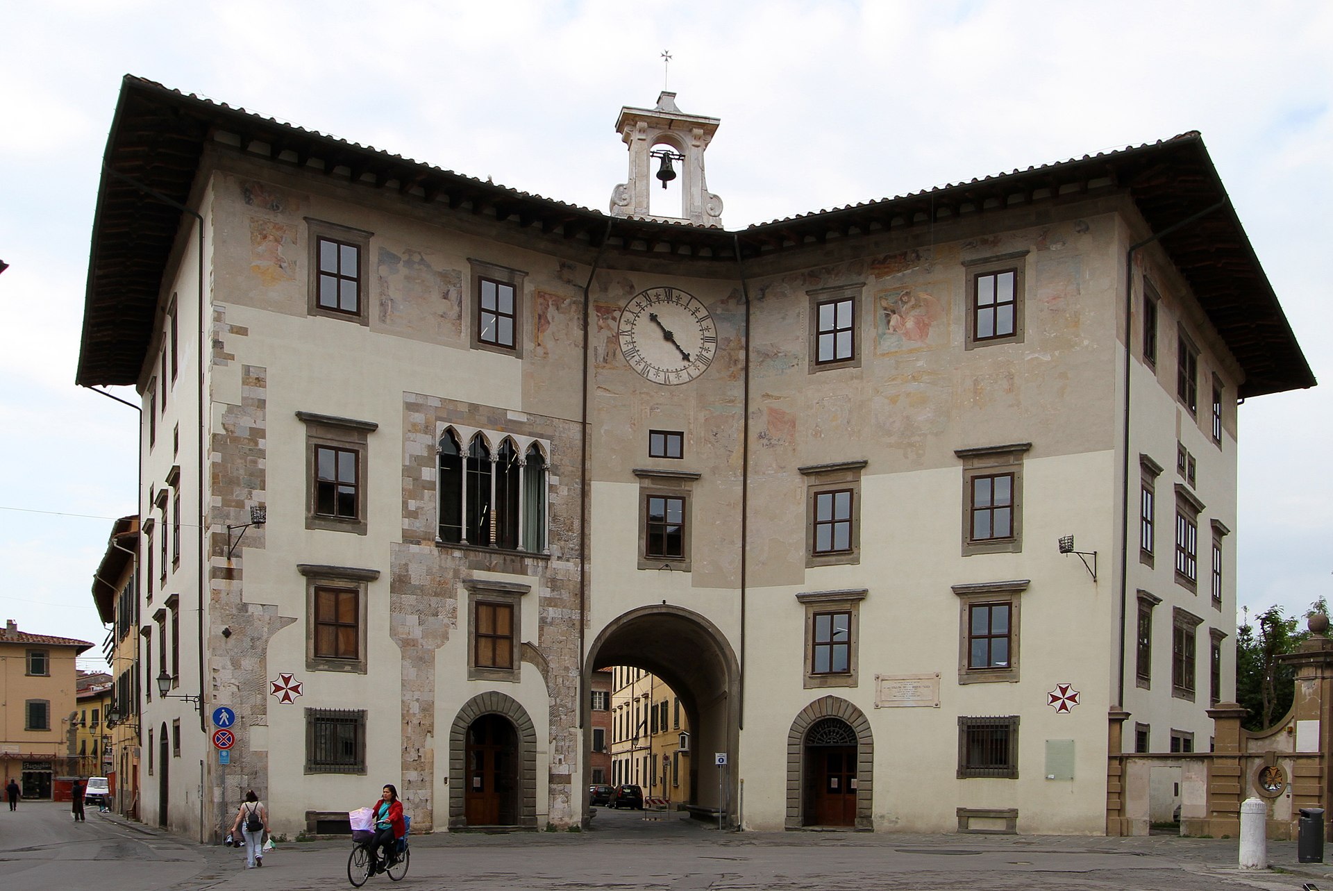 Palazzo dell'Orologio - Torre della Muda o della Fame — Punto di interesse a Pisa, Pisa