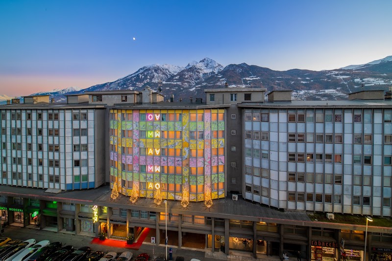 Omama Social Hotel — Alloggio a Aosta, Piedmont