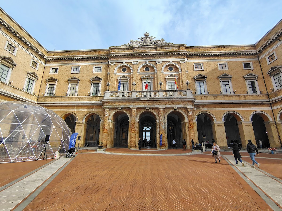 Palazzo Comunale - Aula del Consiglio — Punto di interesse a Civitanova Marche, Macerata