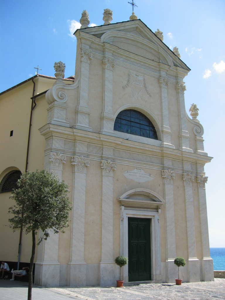 Chiesa Natività di Maria Santissima — Punto di interesse a Camogli, Genova