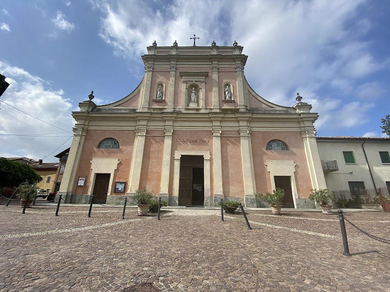 Parrocchia dei SS. Pietro e Paolo — Punto di interesse a Castagnole delle Lanze, Asti