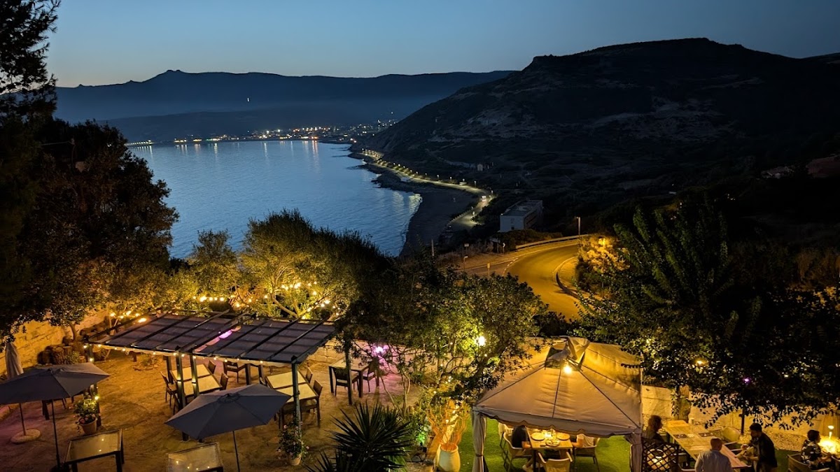 Bosa, Hotel Sa Lumenera — Punto di interesse a Bosa, Oristano
