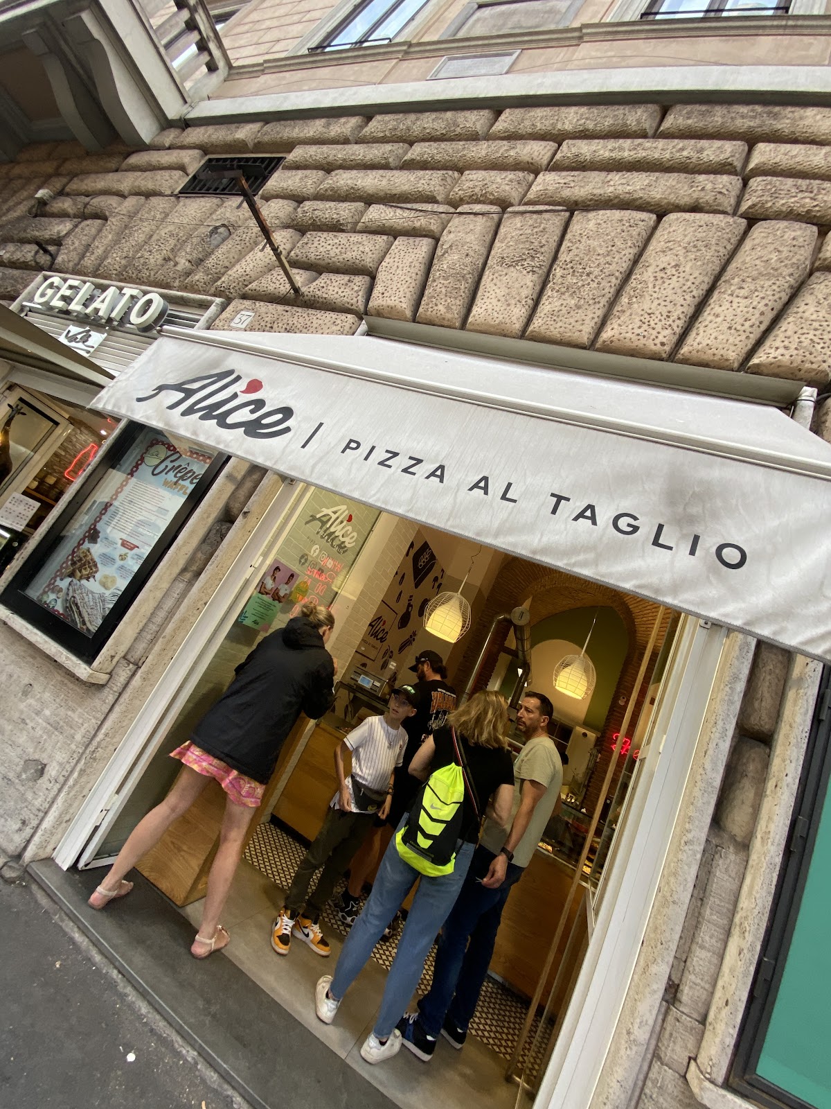 Alice Pizza Corso Vittorio Emanuele — Punto di interesse a Roma, Roma