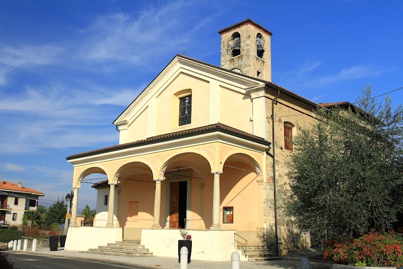 Chiesa Parrocchiale di San Pietro — Punto di interesse a Borgomanero, Novara
