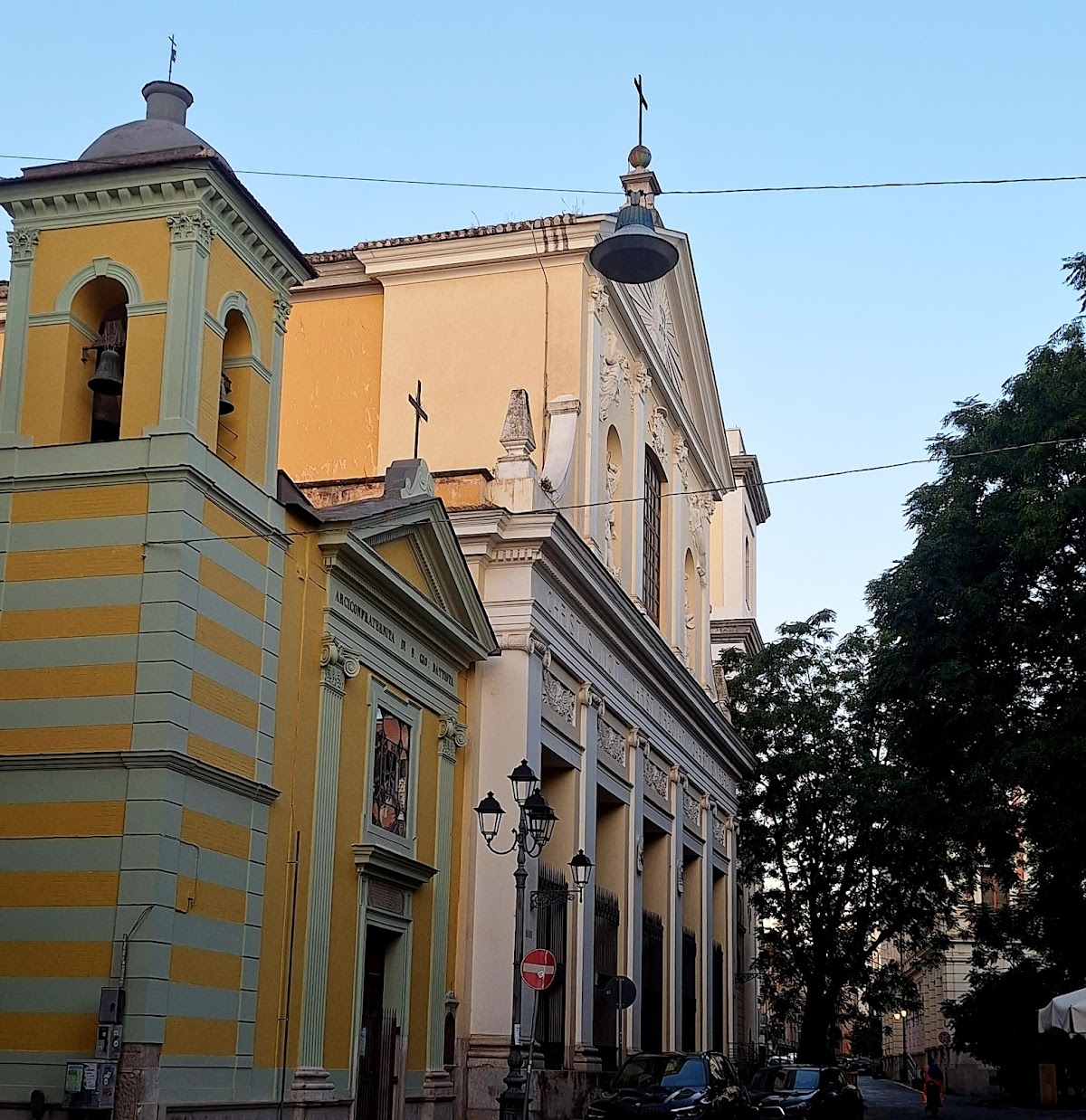 Cattedrale di San Michele Arcangelo — Punto di interesse a Caserta, Caserta