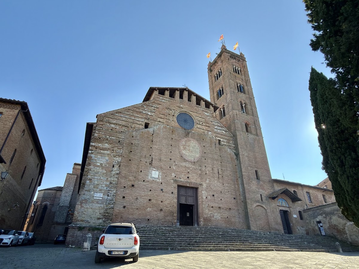 Basilica di San Clemente in Santa Maria dei Servi — Punto di interesse a Siena, Siena