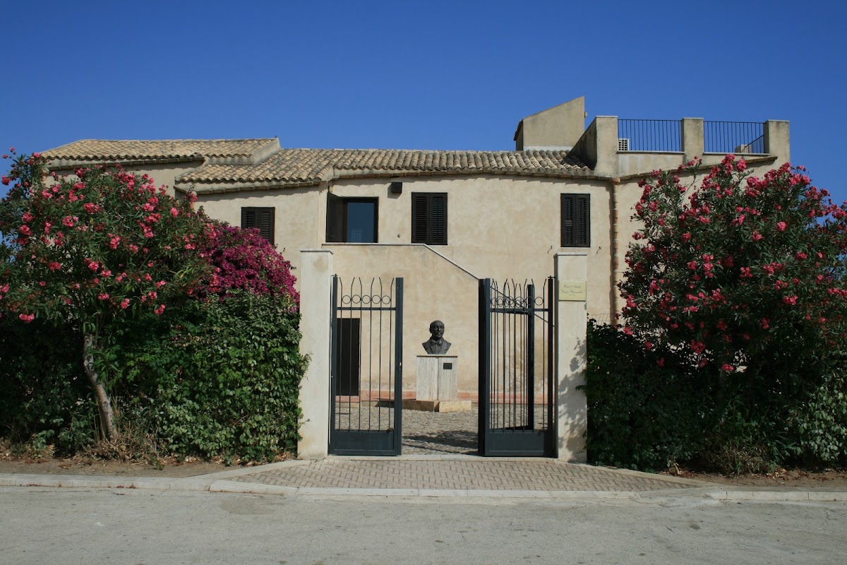 Casa Natale di Luigi Pirandello e Tomba — Punto di interesse a Agrigento, Agrigento