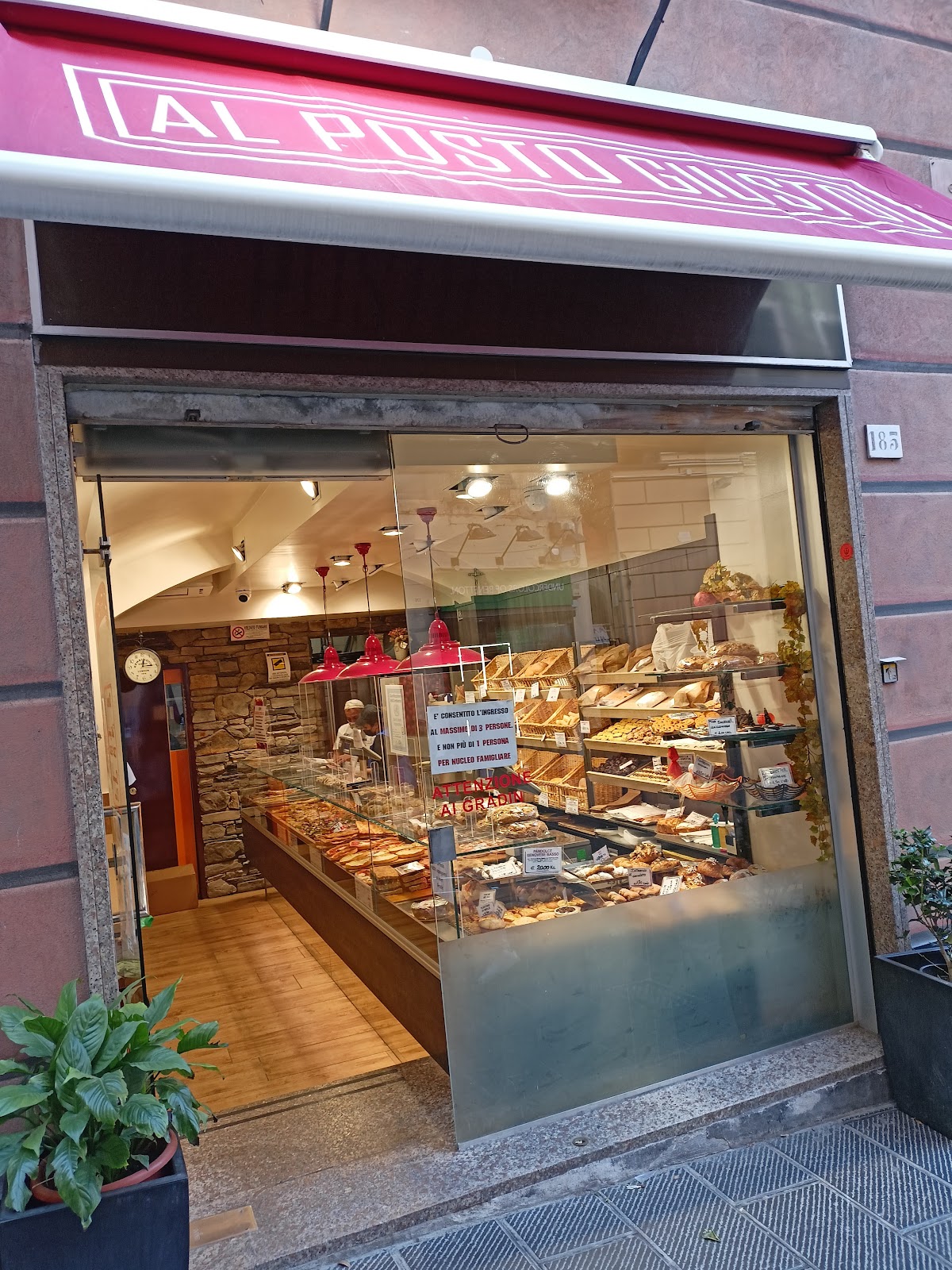 Al Posto Giusto srl di Muzzi Lucia — Punto di interesse a Genova, Genova
